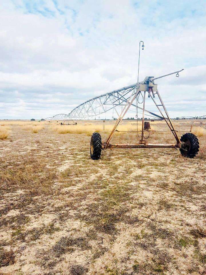 Relocating a pivot